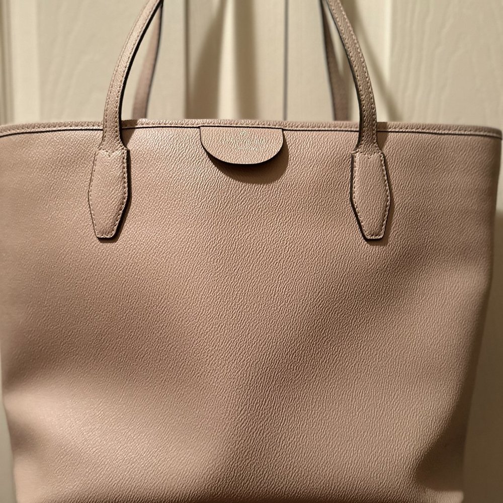 KATE SPADE BEIGE LEATHER TOTE HANDBAG W/ ZIPPER CLOSURE BEIGE  LARGE